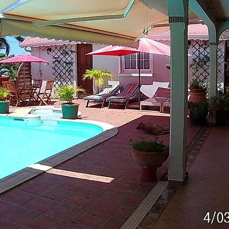 Agreable Chambre D'Hotes, Sdb, Piscine, Carbet Cuisine. Saint-Claude Dış mekan fotoğraf