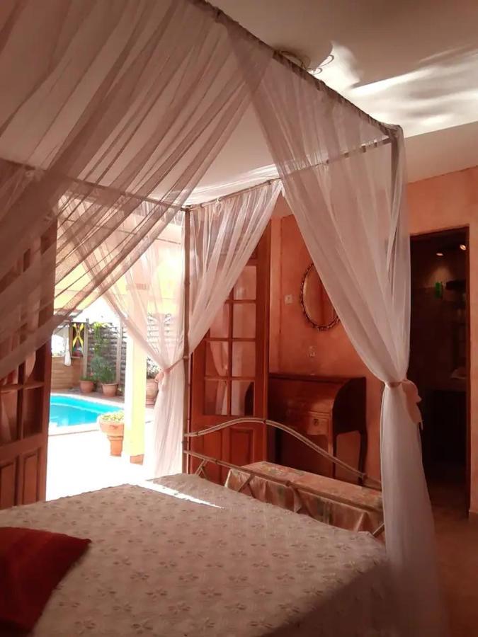 Agreable Chambre D'Hotes, Sdb, Piscine, Carbet Cuisine. Saint-Claude Dış mekan fotoğraf