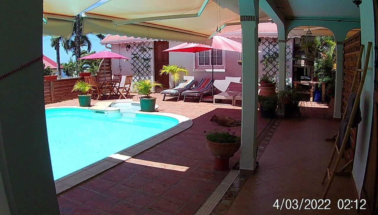 Agreable Chambre D'Hotes, Sdb, Piscine, Carbet Cuisine. Saint-Claude Dış mekan fotoğraf